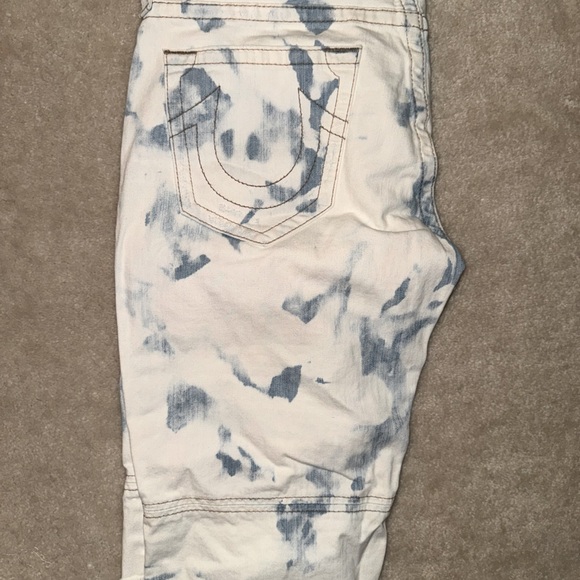 Men’s True Religion Jorts - Picture 4 of 5